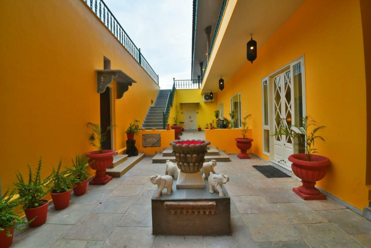 Hotel Premkunj Udaipur Exterior foto