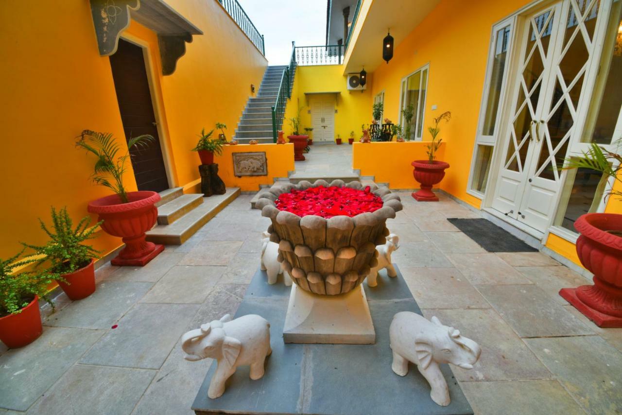 Hotel Premkunj Udaipur Exterior foto