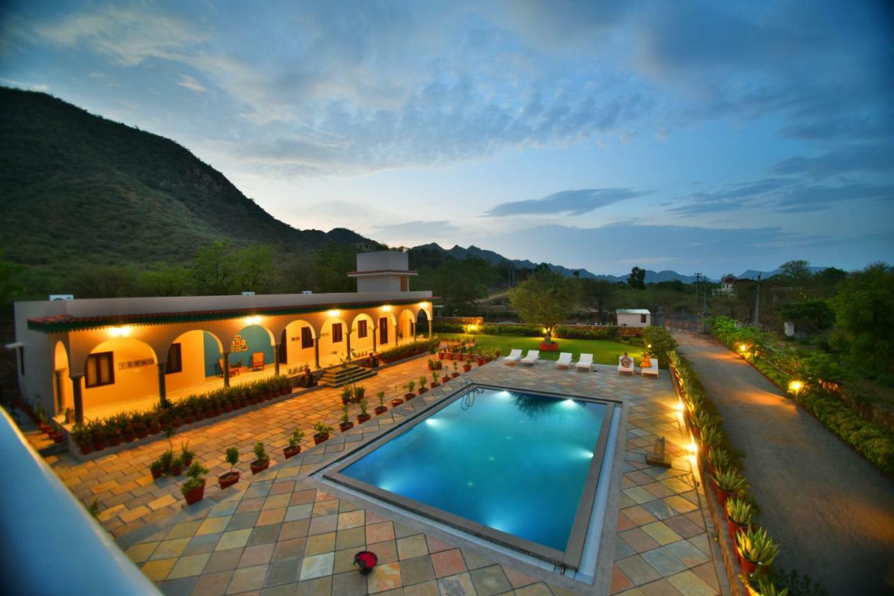 Hotel Premkunj Udaipur Exterior foto